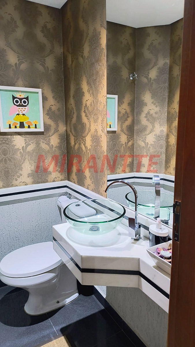 Sobrado de 192m² com 3 quartos em Parada Inglesa