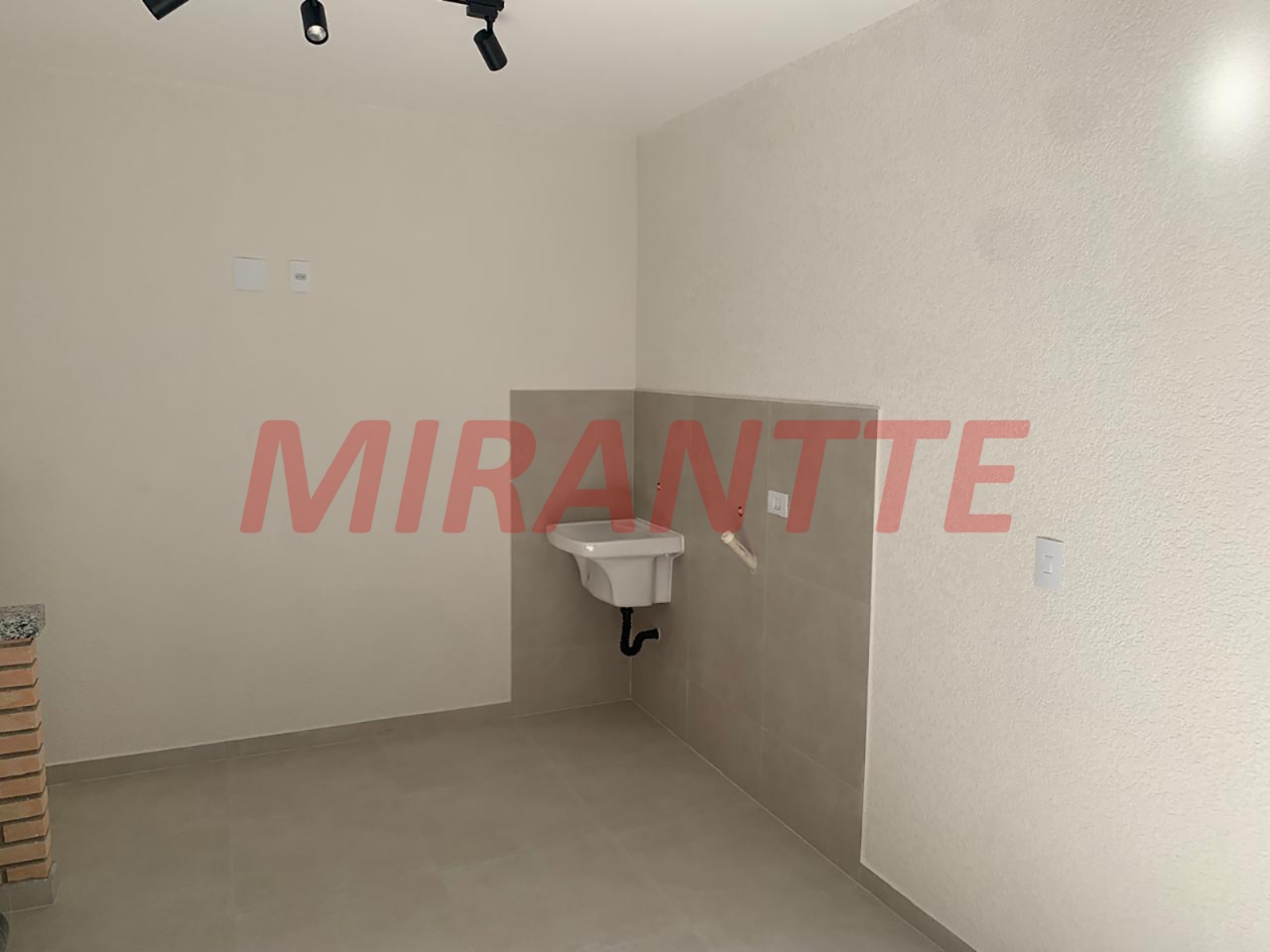 Sobrado de 138m² com 3 quartos em Jardim Maristela