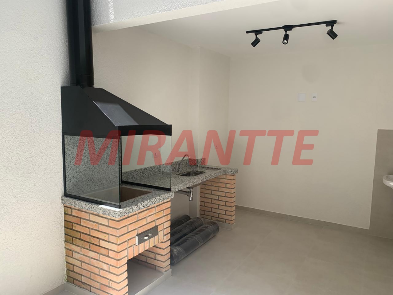 Sobrado de 138m² com 3 quartos em Jardim Maristela