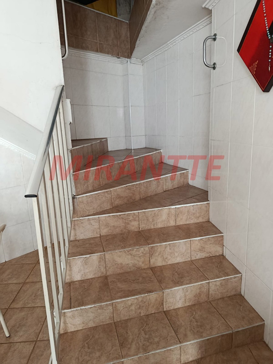 Sobrado de 151.28m² com 3 quartos em Vila Galvão