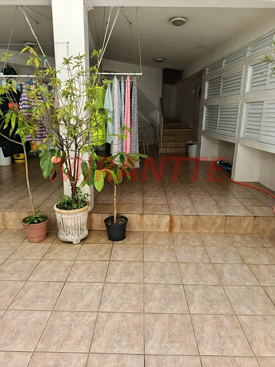Sobrado de 151.28m² com 3 quartos em Vila Galvão