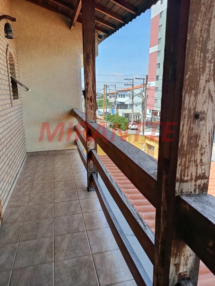Sobrado de 151.28m² com 3 quartos em Vila Galvão