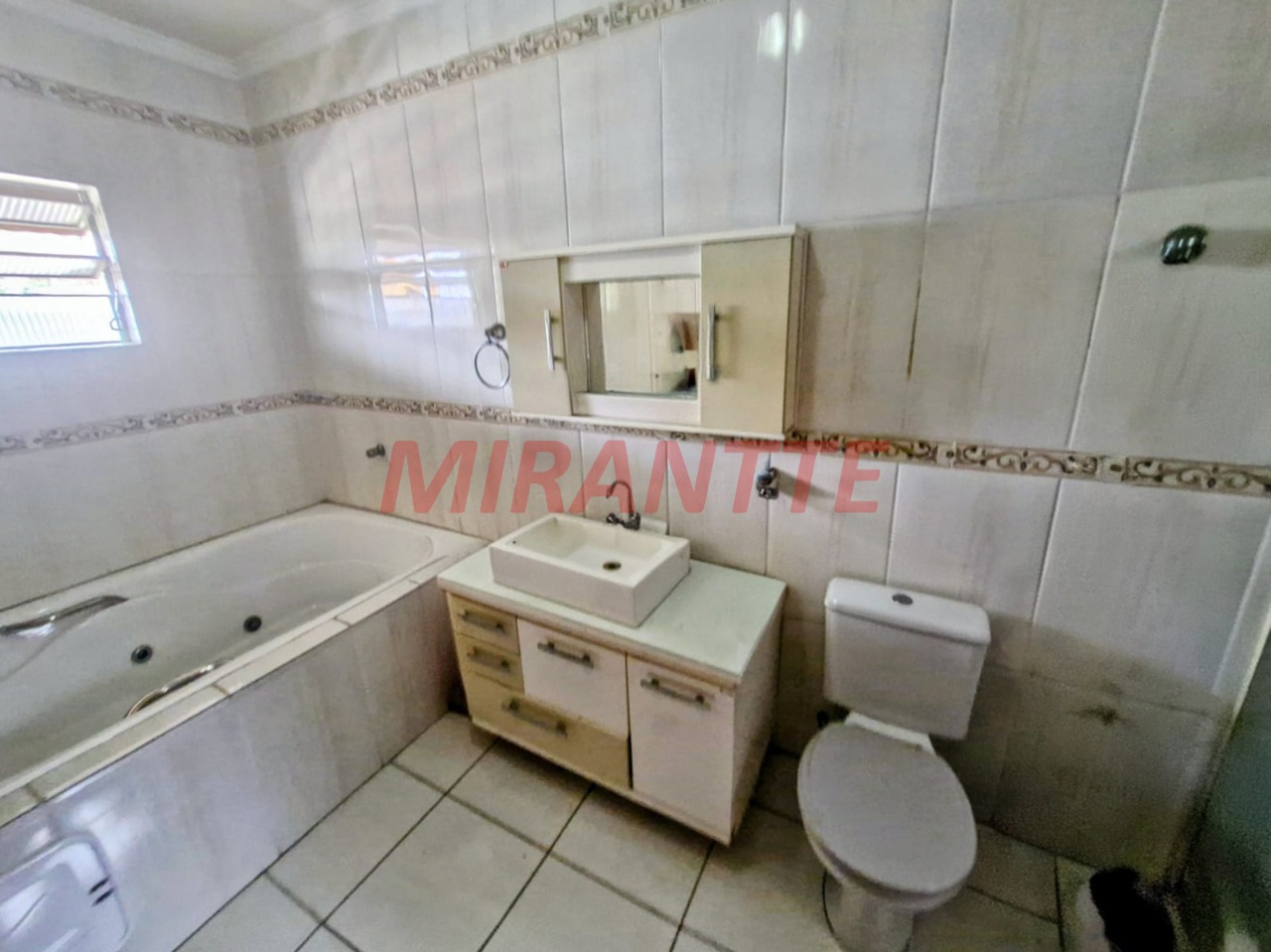 Sobrado de 250m² com 3 quartos em Vila Medeiros
