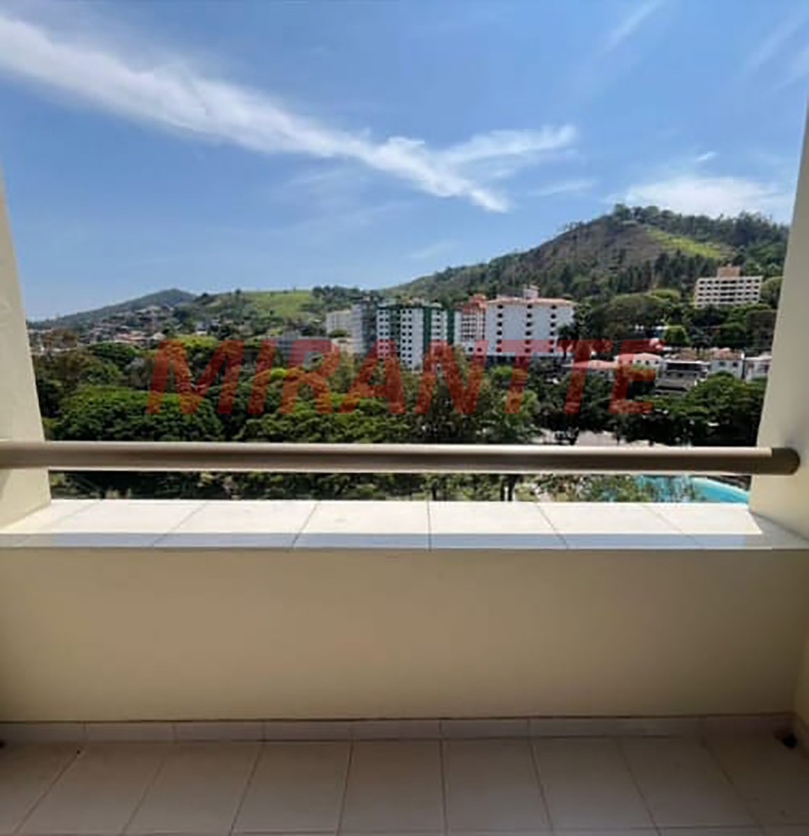 Apartamento de 100m² com 3 quartos em Centro