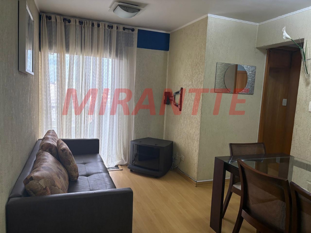 Apartamento de 52m² com 2 quartos em Vila Mazzei