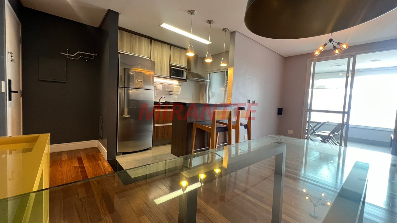 Apartamento de 74m² com 2 quartos em Santa Teresinha