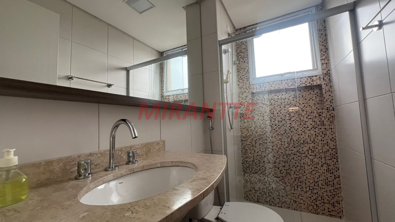 Apartamento de 74m² com 2 quartos em Santa Teresinha