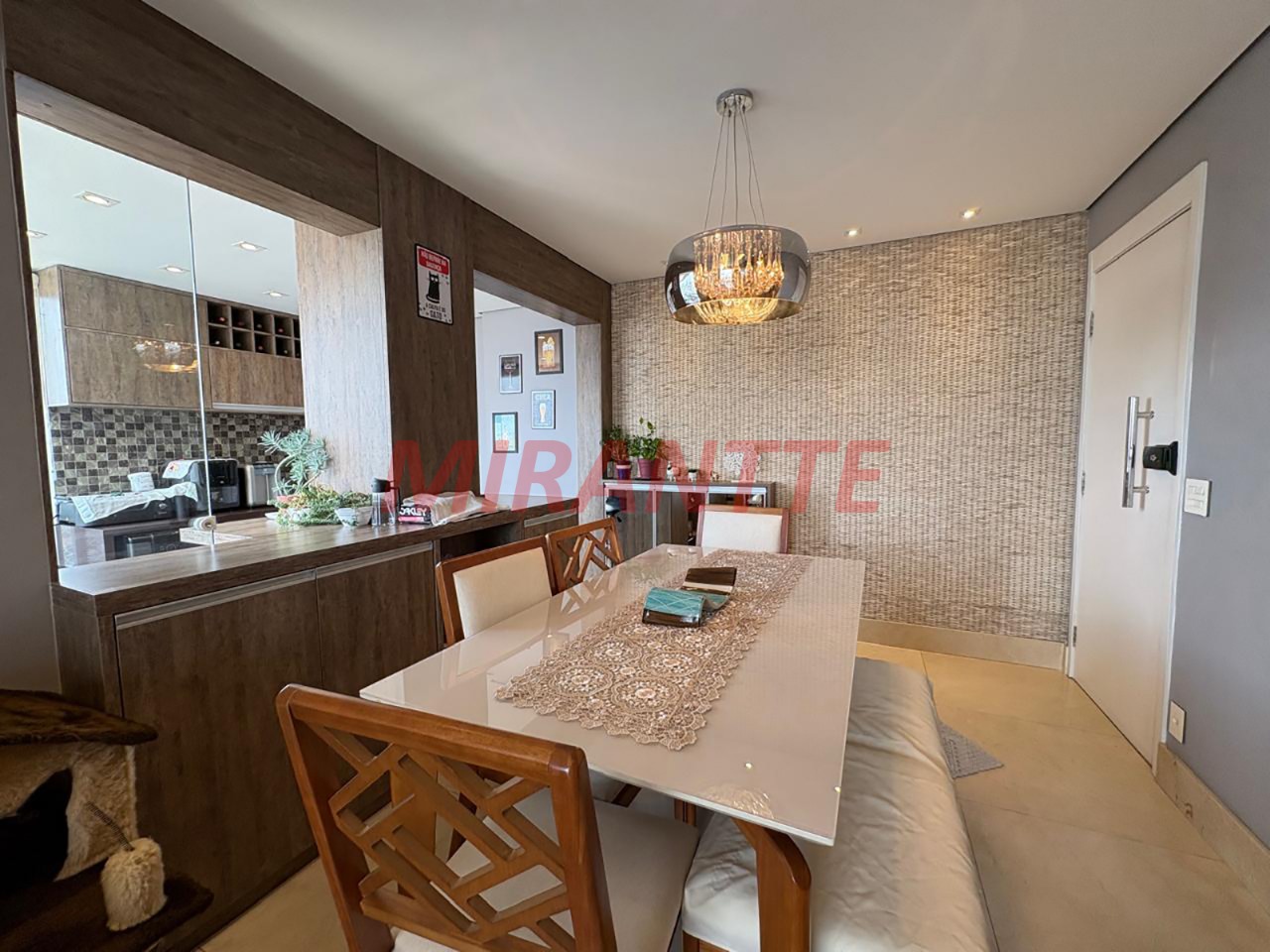 Apartamento de 96m² com 3 quartos em Vila Gustavo