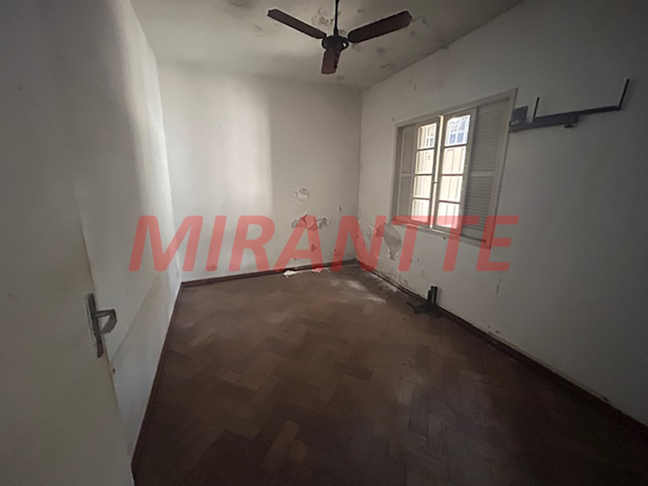 Casa terrea de 146m² com 2 quartos em Água Fria