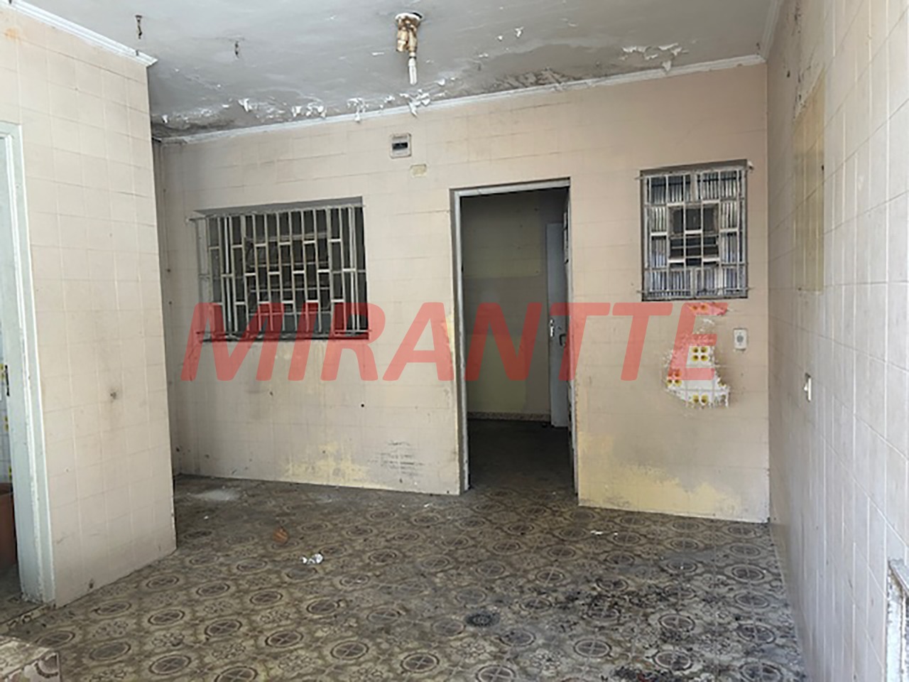 Casa terrea de 146m² com 2 quartos em Água Fria