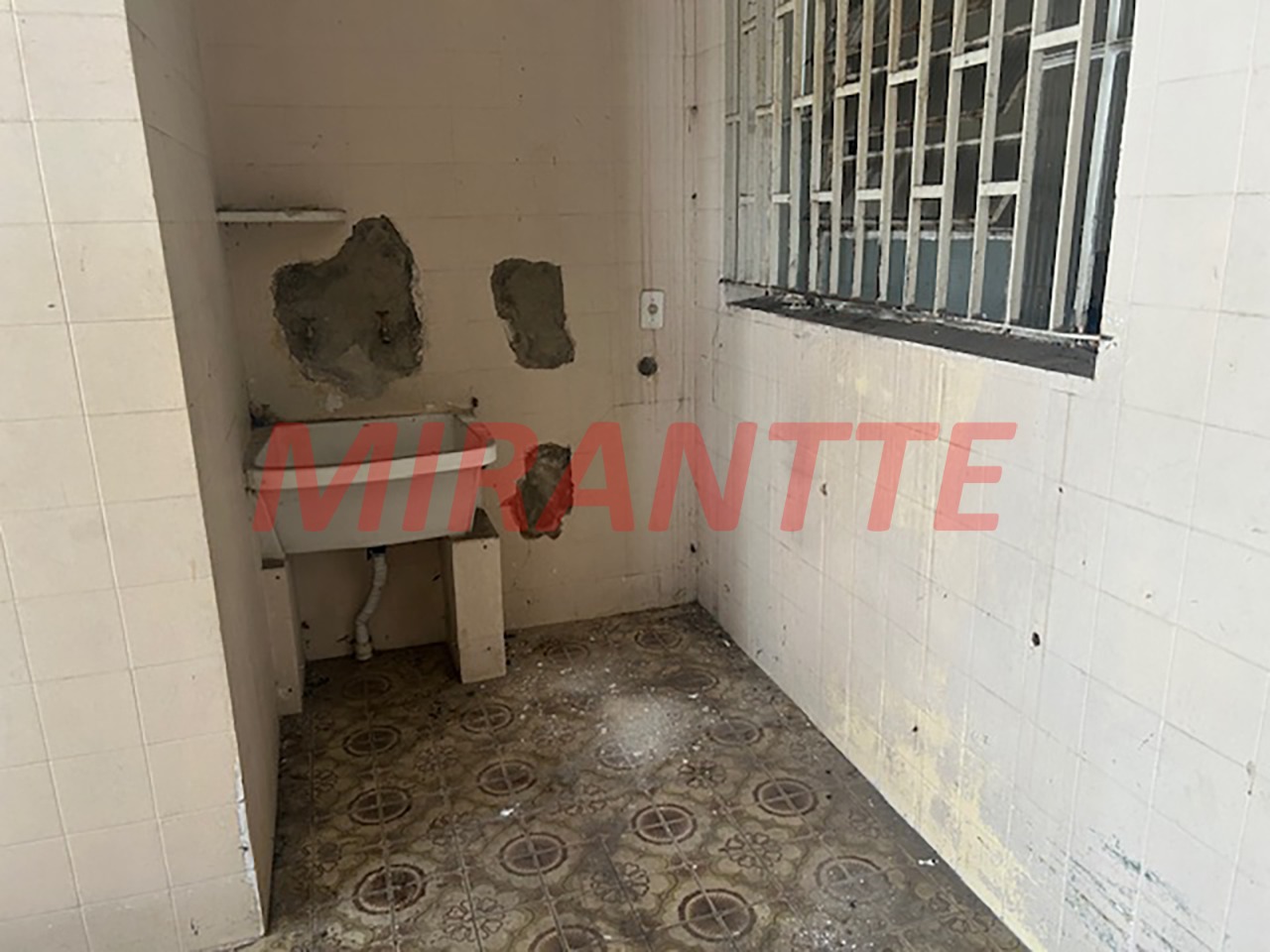 Casa terrea de 146m² com 2 quartos em Água Fria