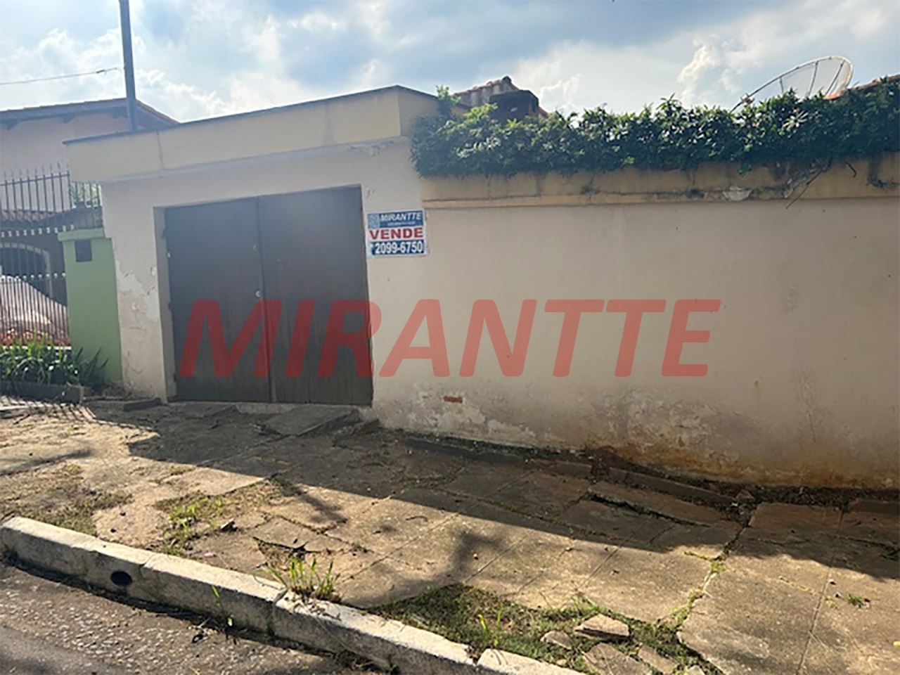 Casa terrea de 146m² com 2 quartos em Água Fria