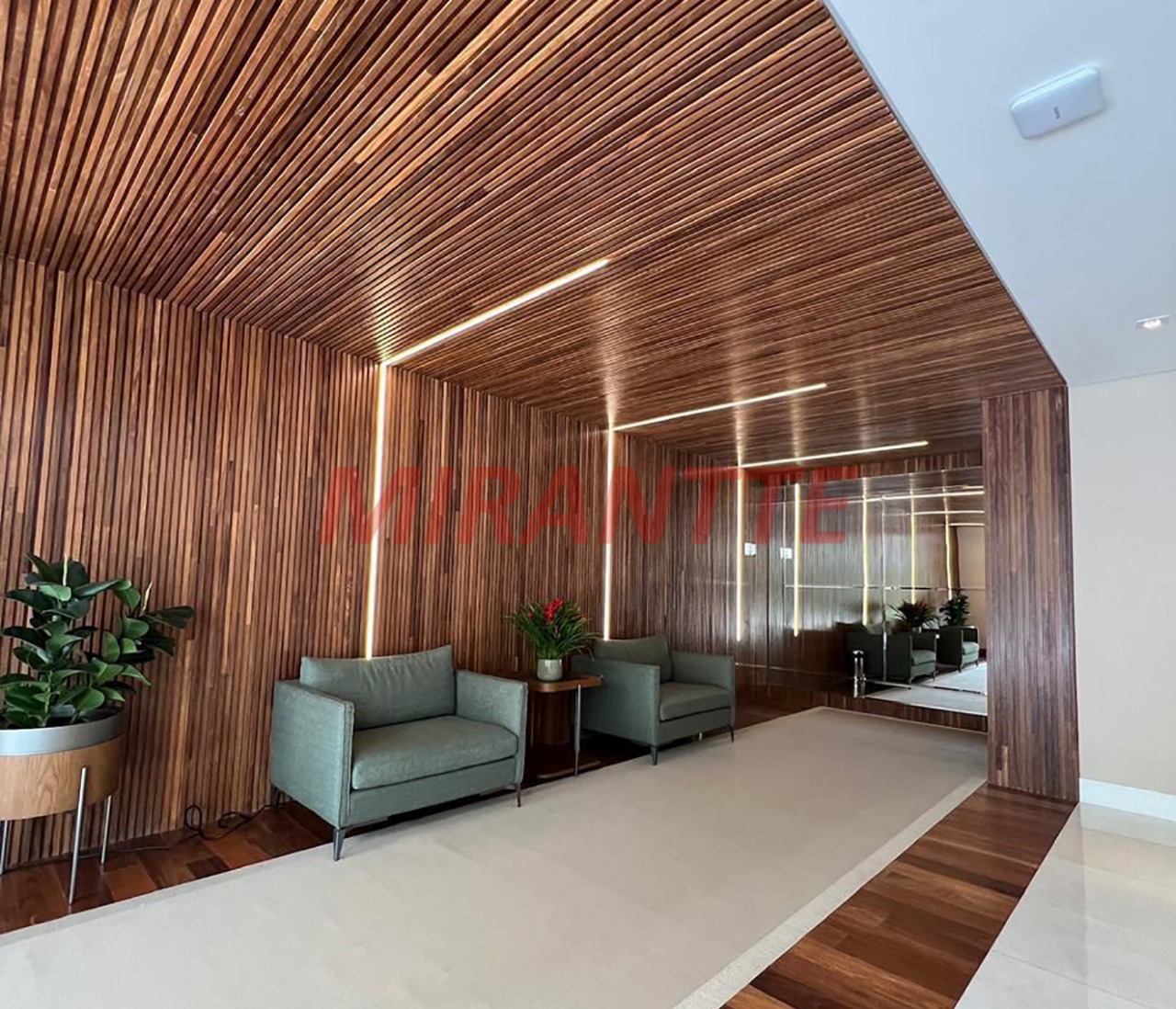 Apartamento de 335m² com 4 quartos em Santana