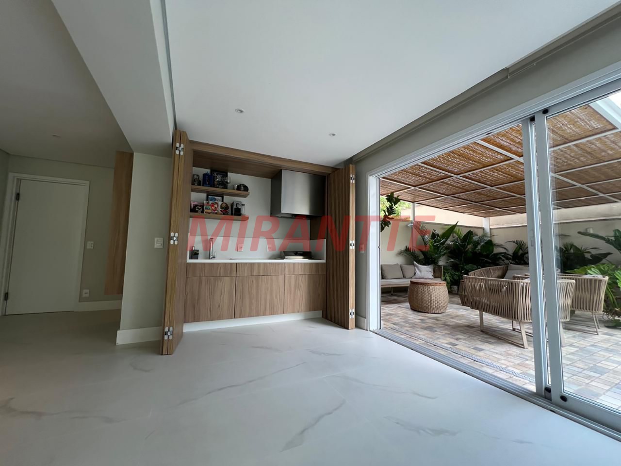 Apartamento de 335m² com 4 quartos em Santana