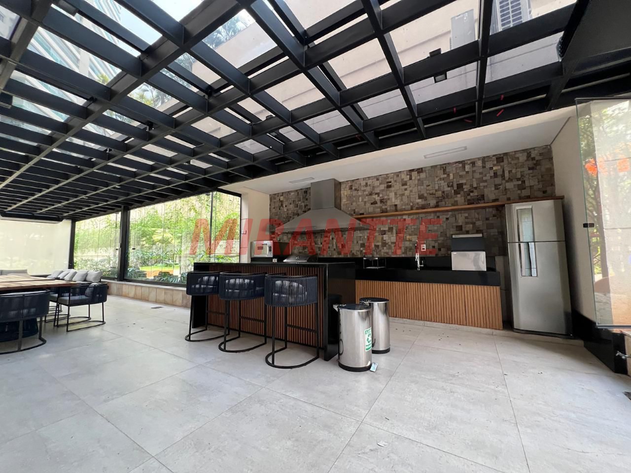 Apartamento de 335m² com 4 quartos em Santana
