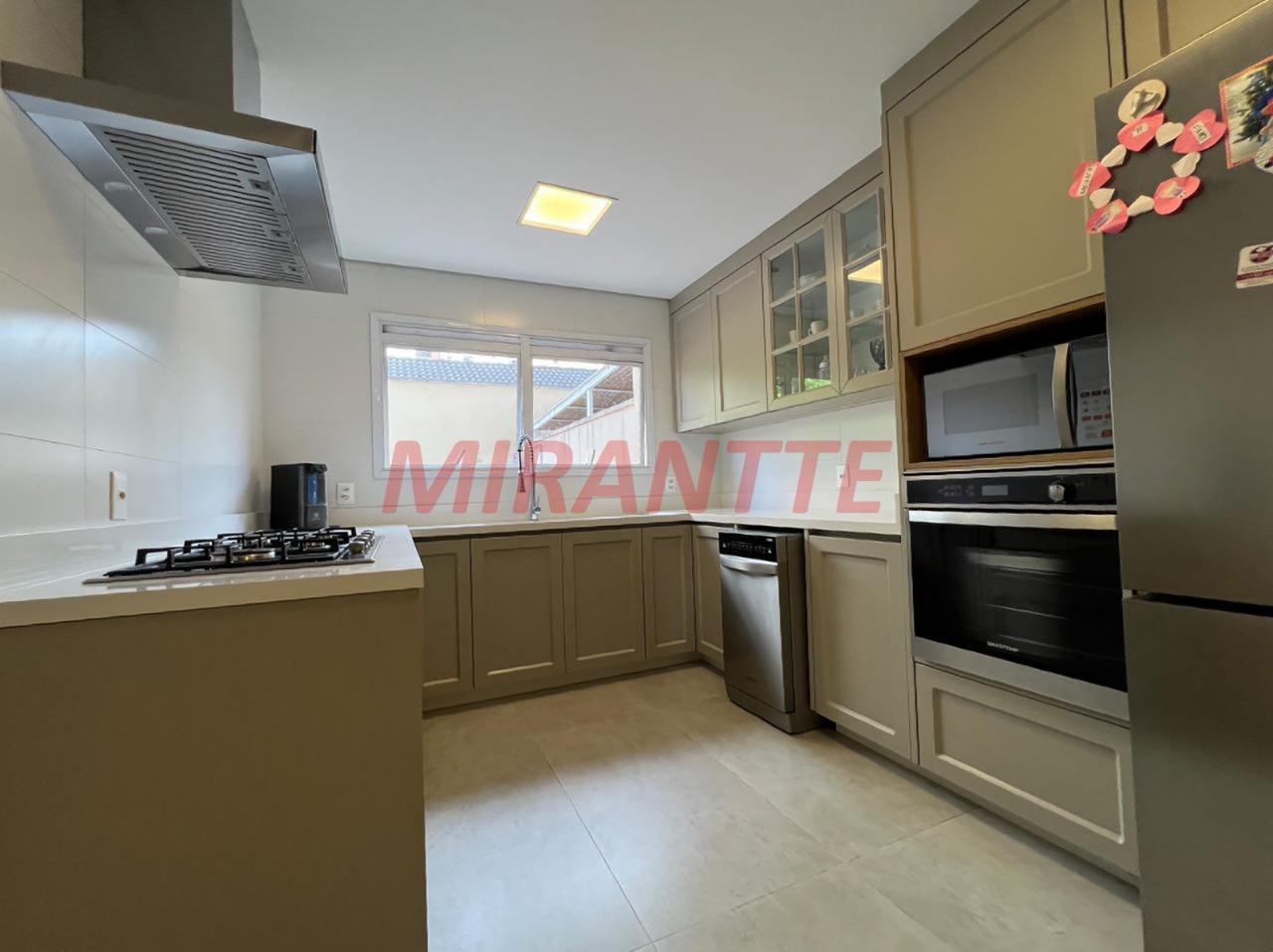 Apartamento de 335m² com 4 quartos em Santana
