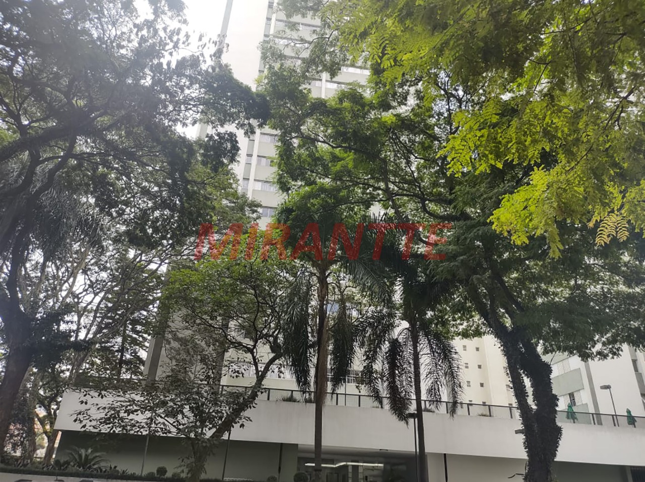 Apartamento de 120m² com 3 quartos em Santana