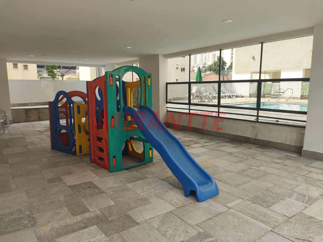 Apartamento de 120m² com 3 quartos em Santana