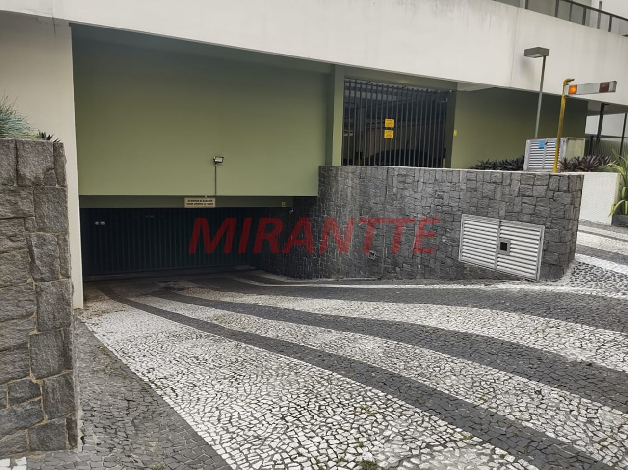 Apartamento de 120m² com 3 quartos em Santana