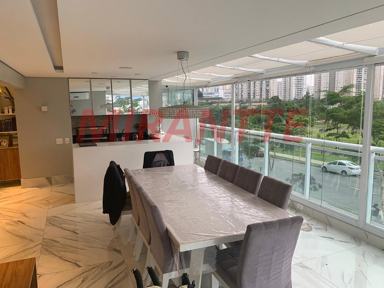 Apartamento de 171m² com 4 quartos em Perdizes