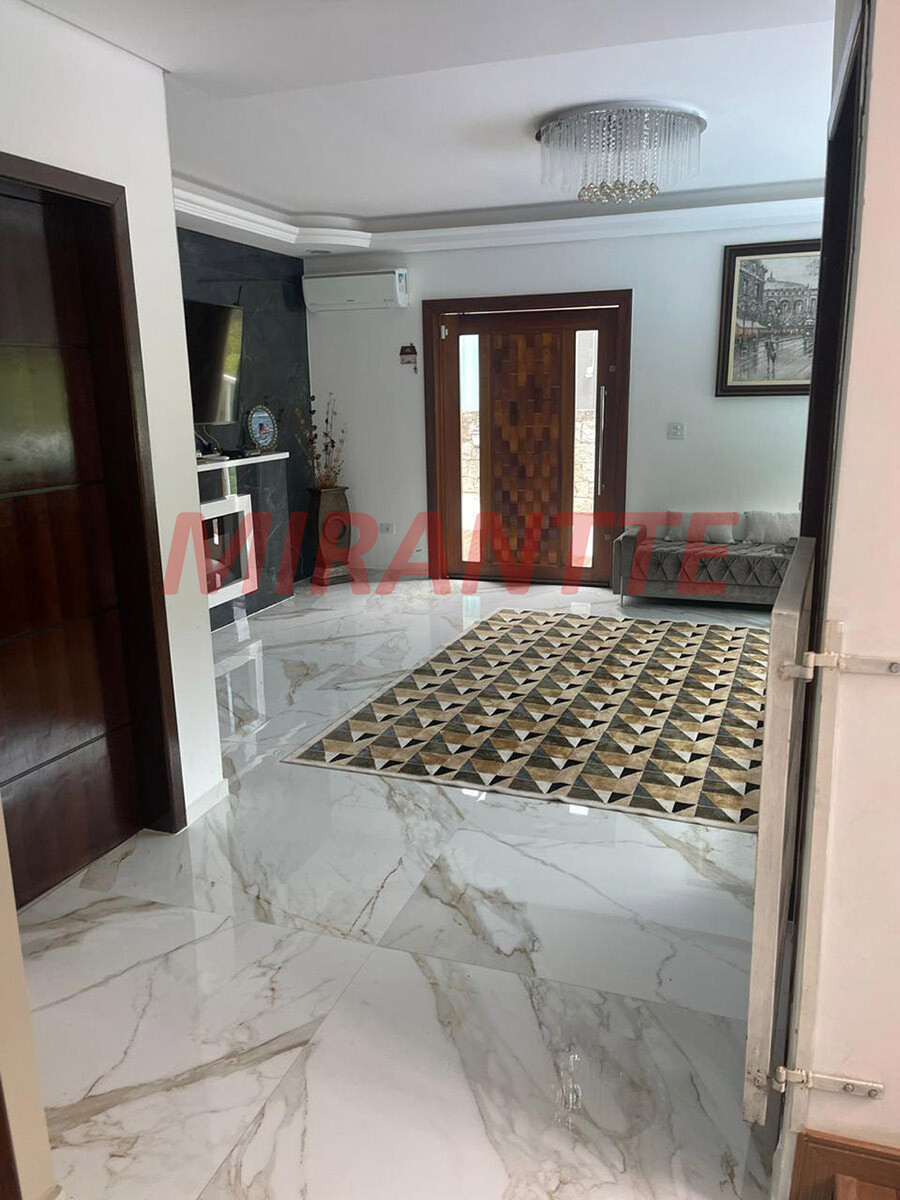 Casa terrea de 400m² com 3 quartos em Jardim Itaguaçu