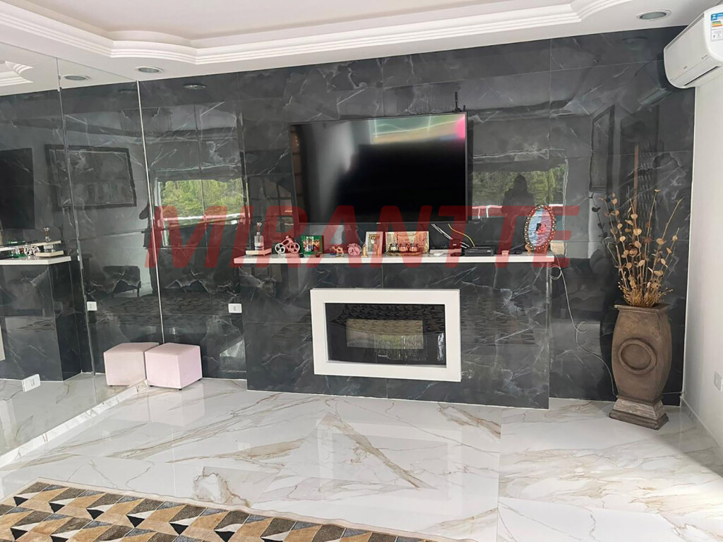 Casa terrea de 400m² com 3 quartos em Jardim Itaguaçu