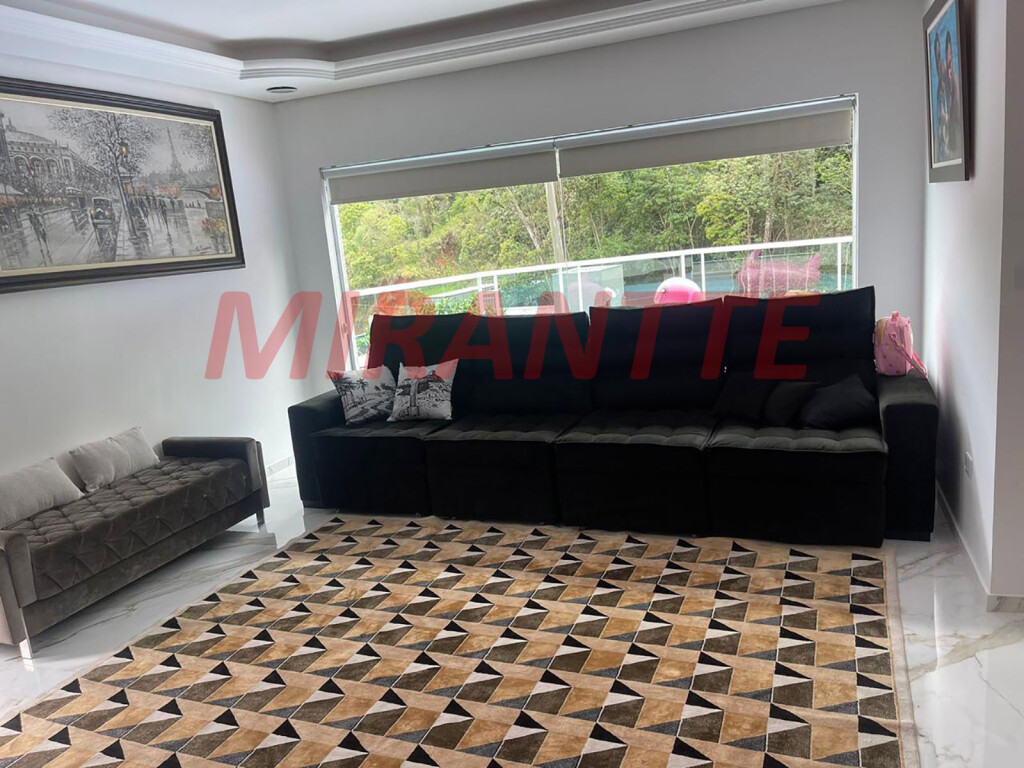 Casa terrea de 400m² com 3 quartos em Jardim Itaguaçu