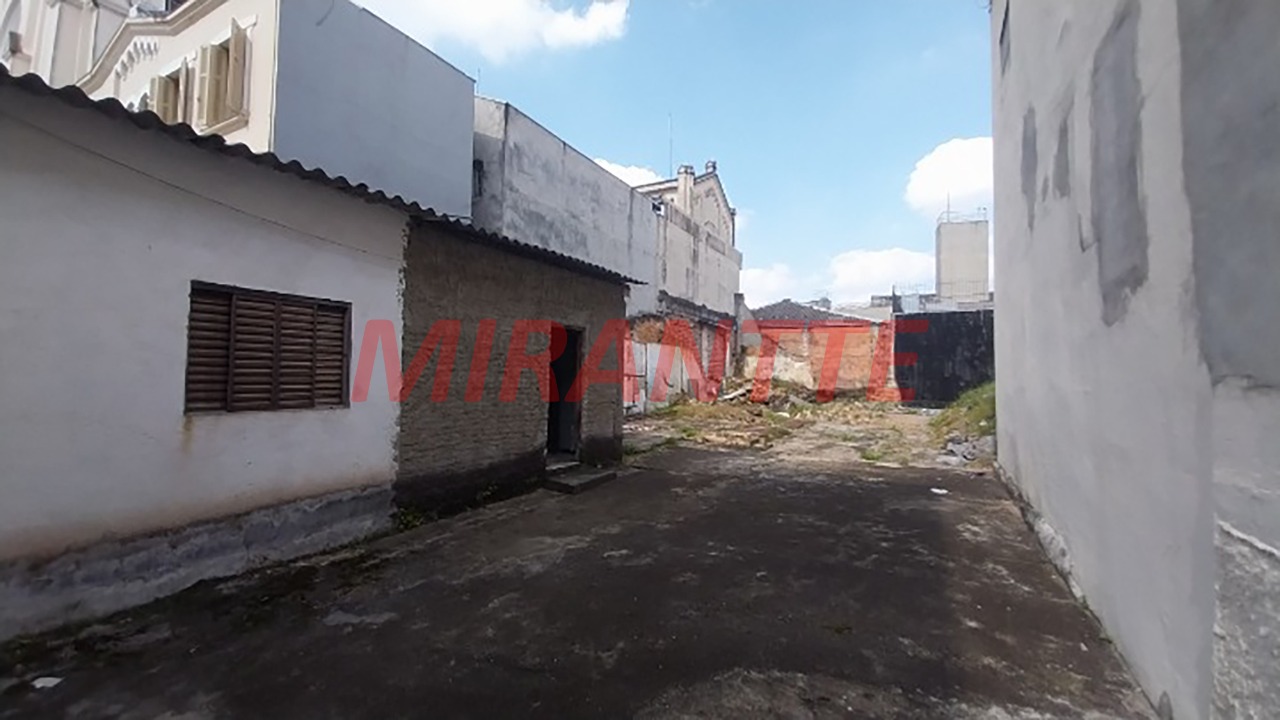 Comercial de 230m² em Santana