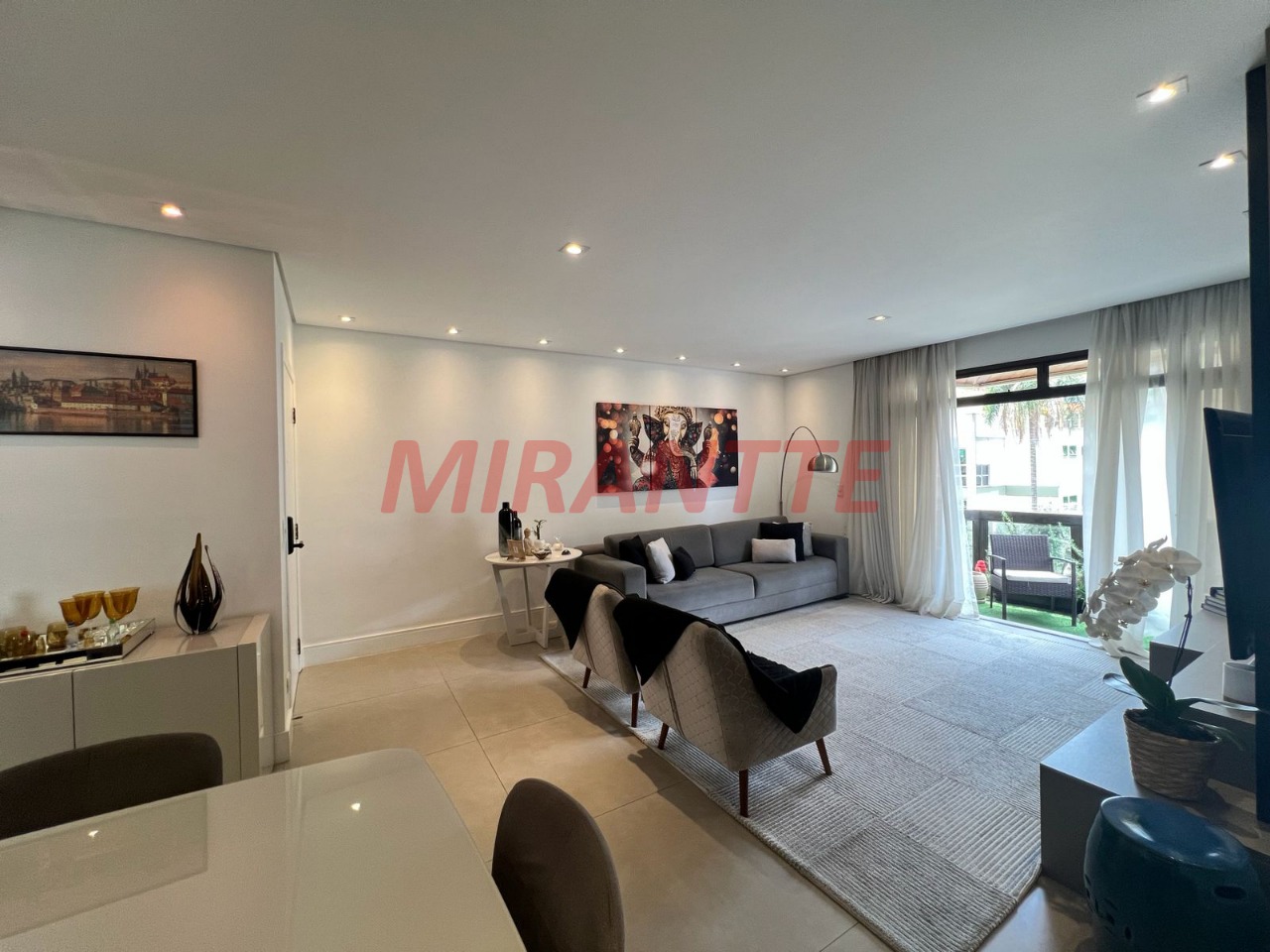 Apartamento de 136m² com 4 quartos em Santana