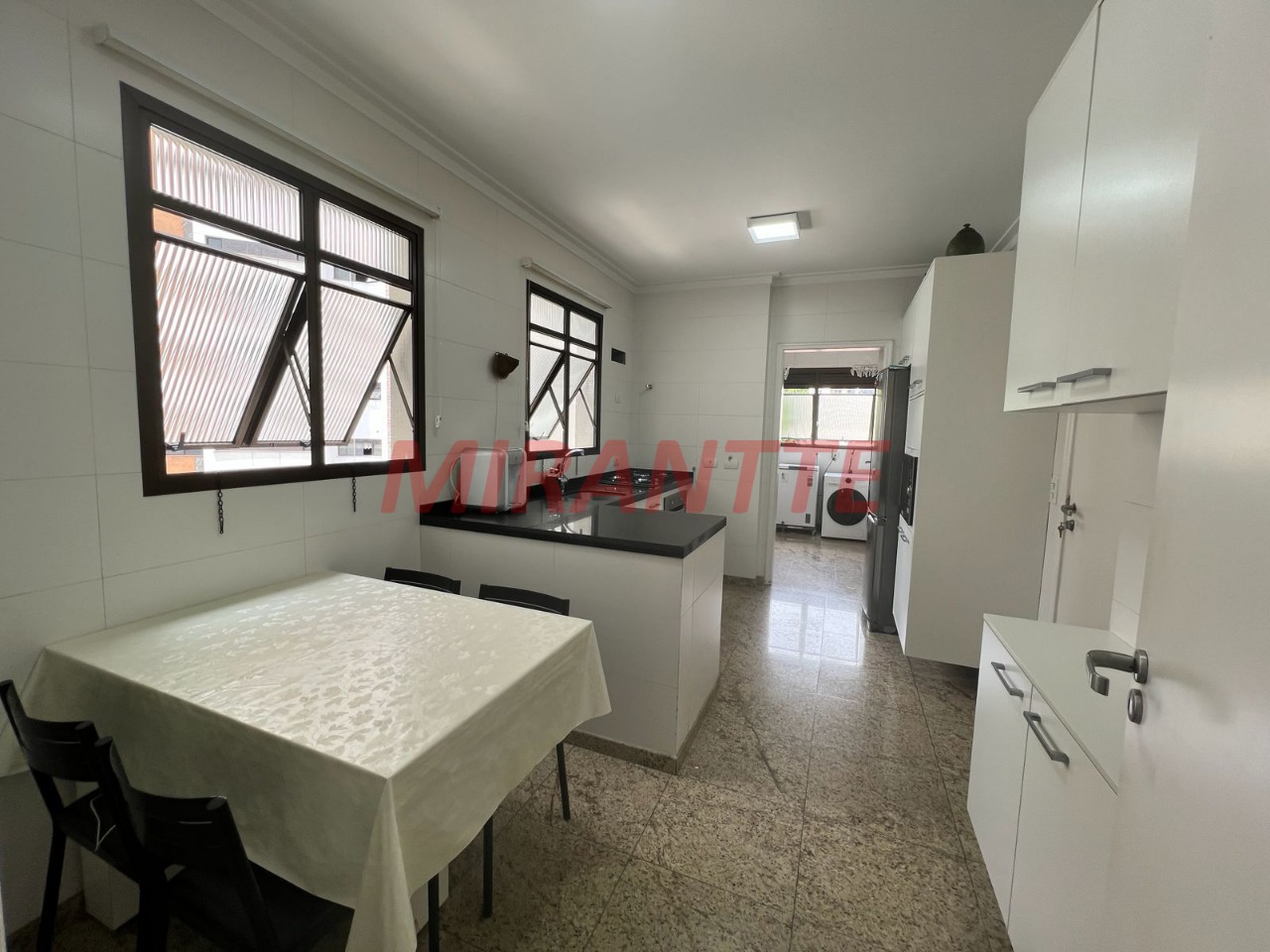 Apartamento de 136m² com 4 quartos em Santana