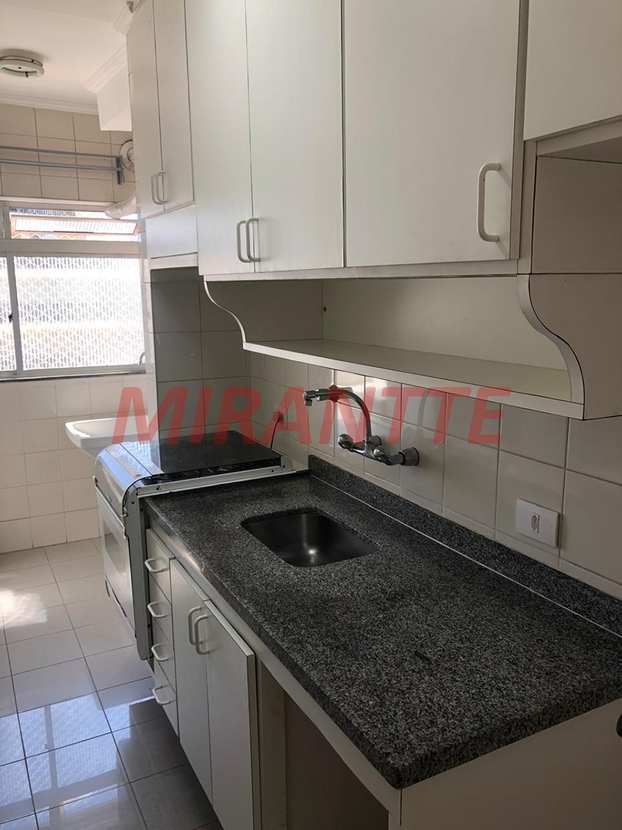 Apartamento de 60m² com 2 quartos em Santa Teresinha