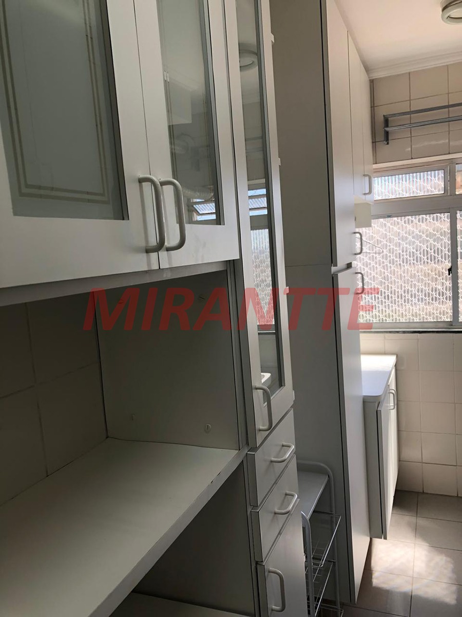 Apartamento de 60m² com 2 quartos em Santa Teresinha