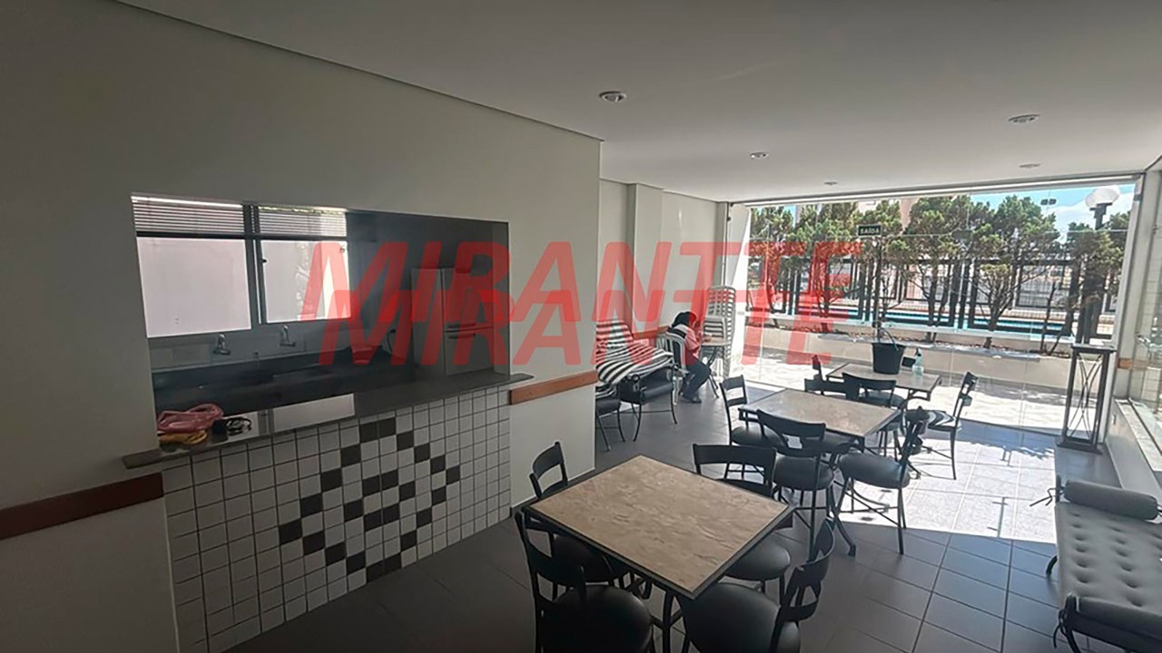 Apartamento de 60m² com 2 quartos em Santa Teresinha