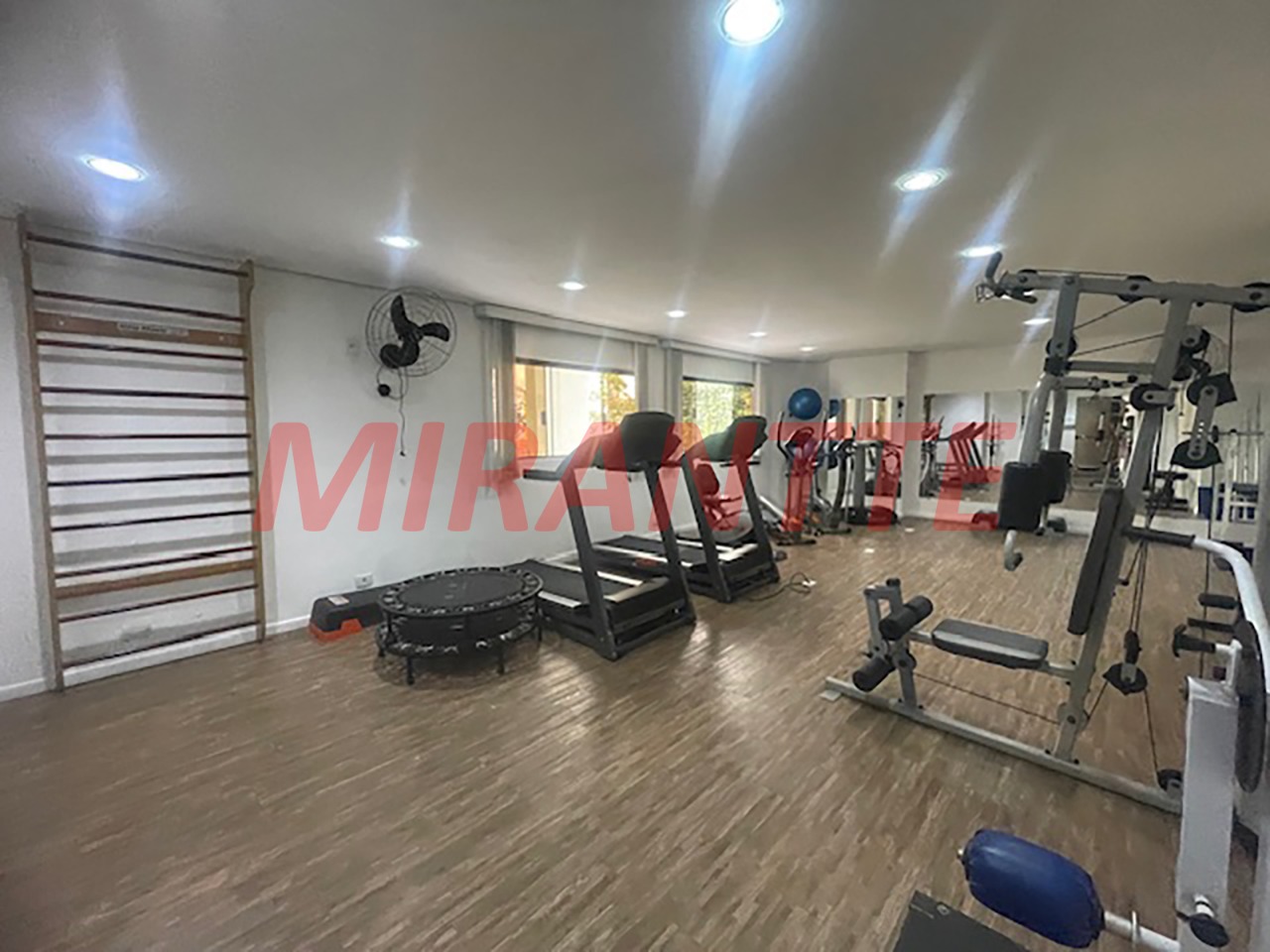 Apartamento de 122m² com 3 quartos em Santana