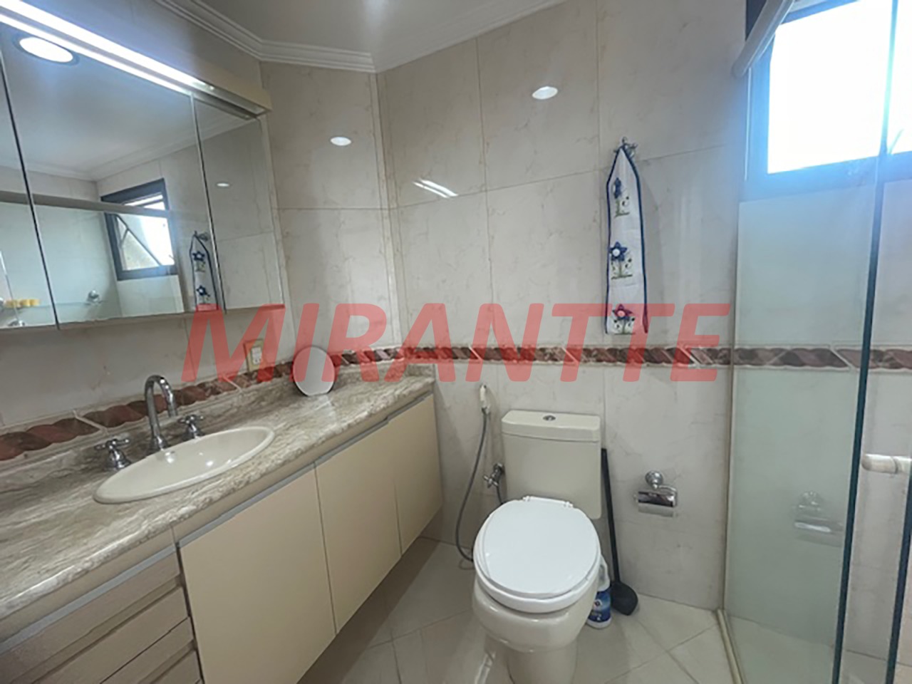 Apartamento de 122m² com 3 quartos em Santana
