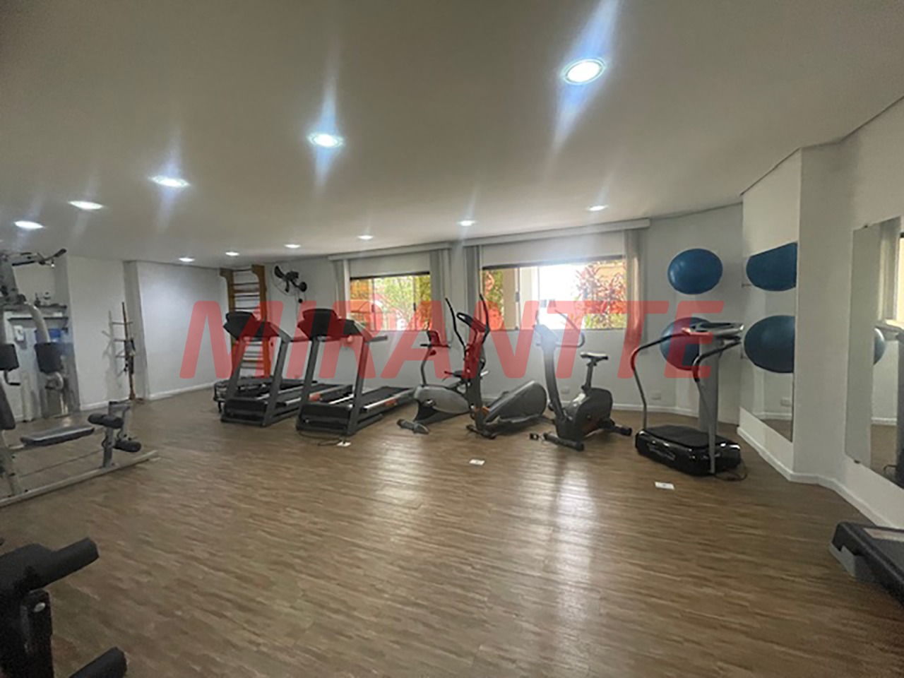 Apartamento de 122m² com 3 quartos em Santana