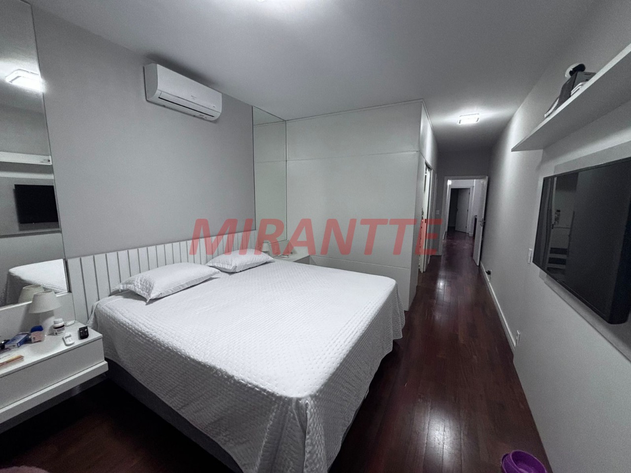 Sobrado de 300m² com 4 quartos em Jardim Paraiso