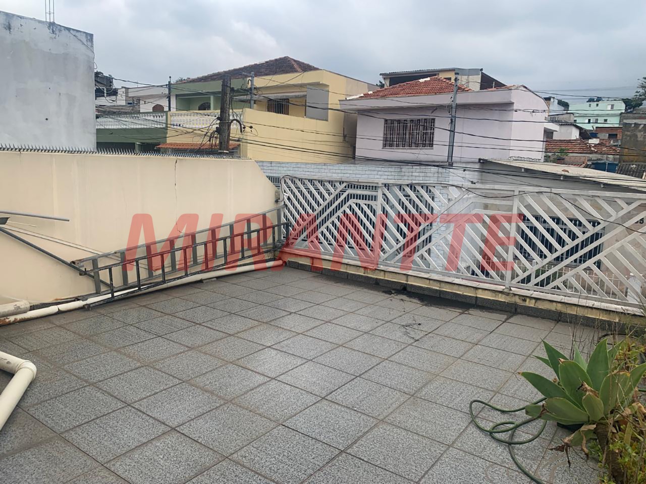 Sobrado de 200m² com 3 quartos em Vila Medeiros