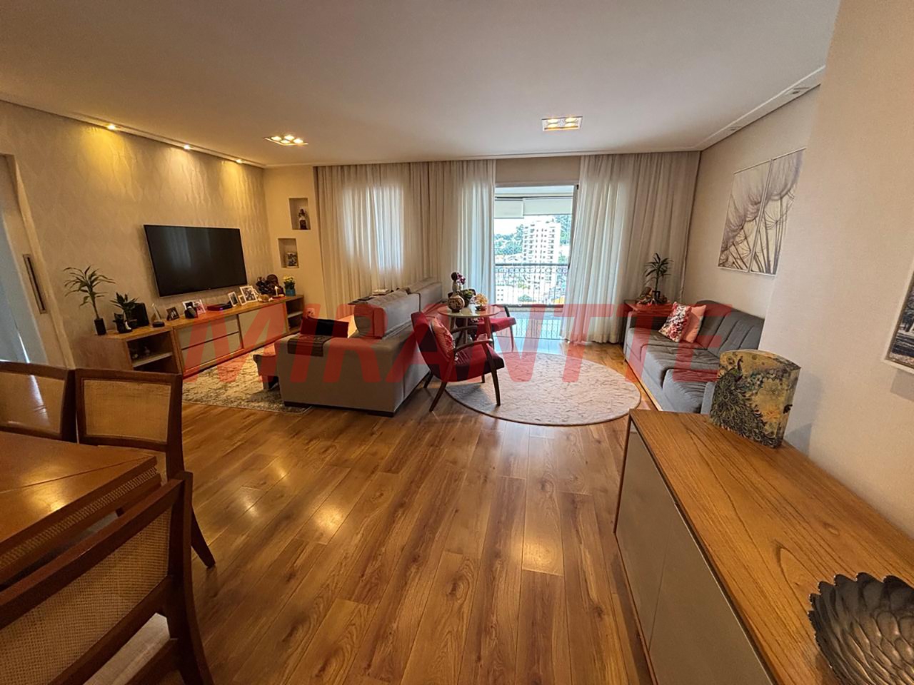 Apartamento de 126m² com 3 quartos em Santana
