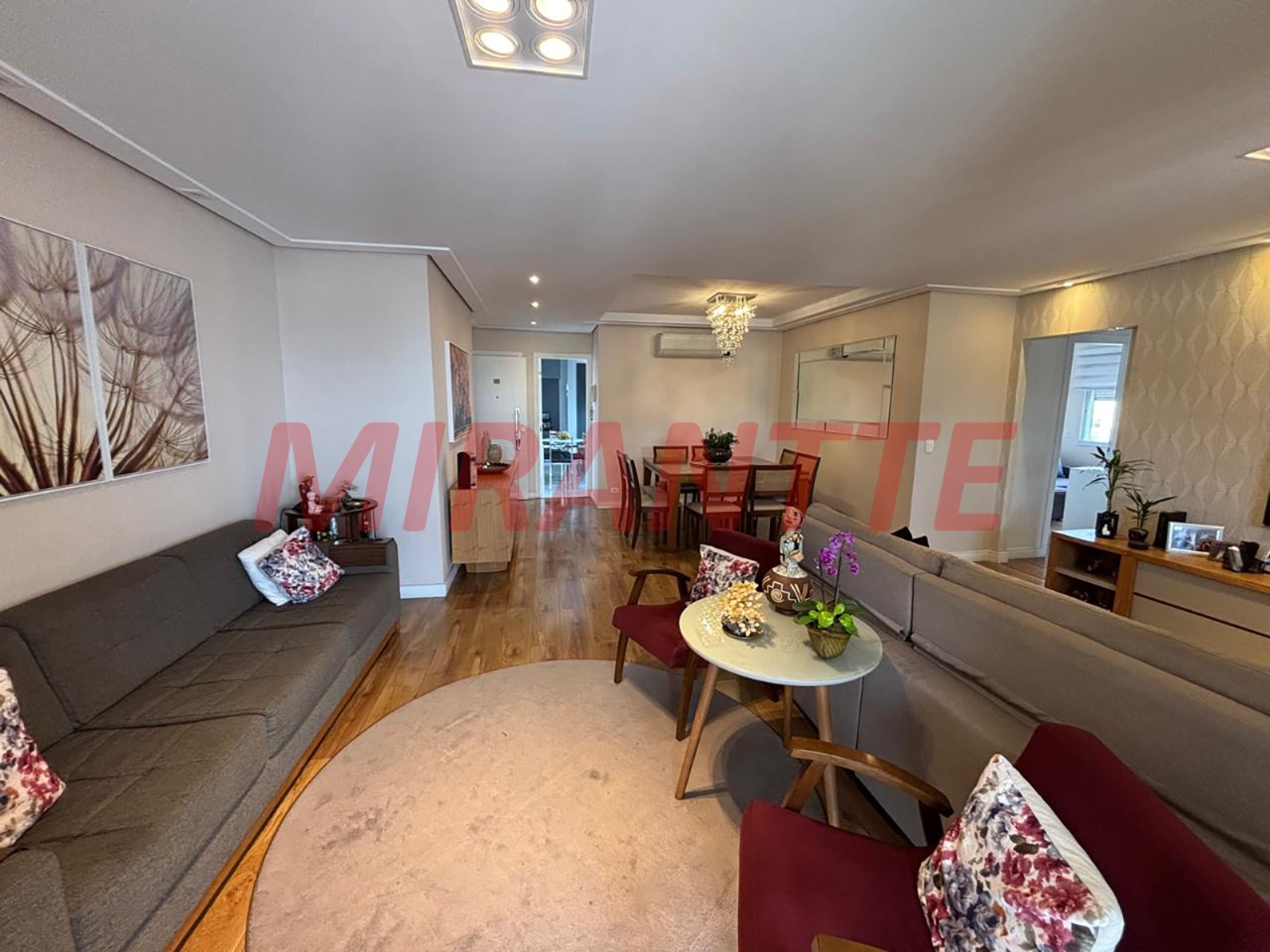 Apartamento de 126m² com 3 quartos em Santana