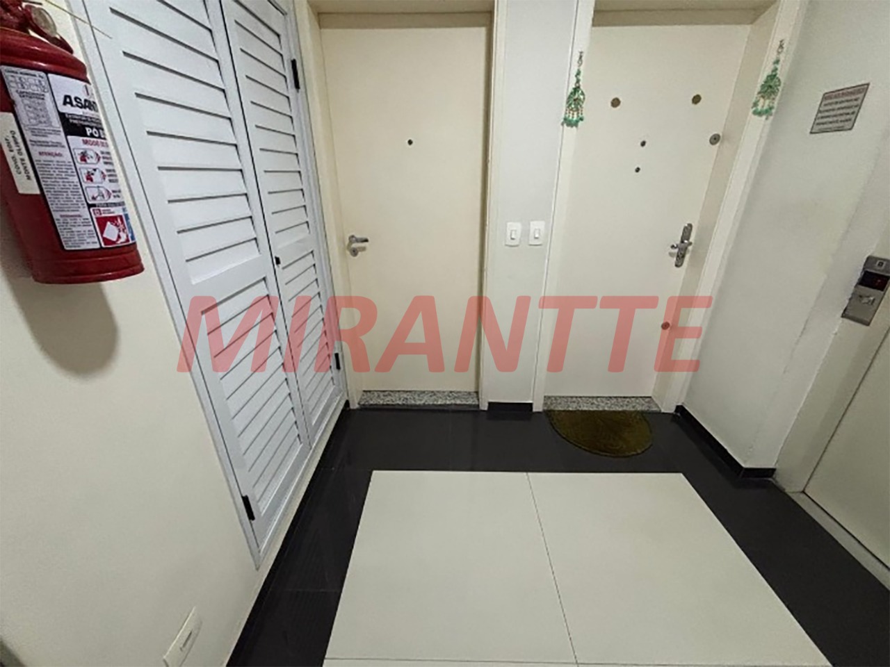 Apartamento de 126m² com 3 quartos em Santana