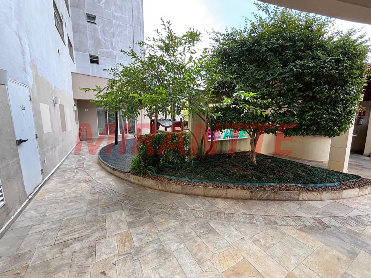 Apartamento de 126m² com 3 quartos em Santana