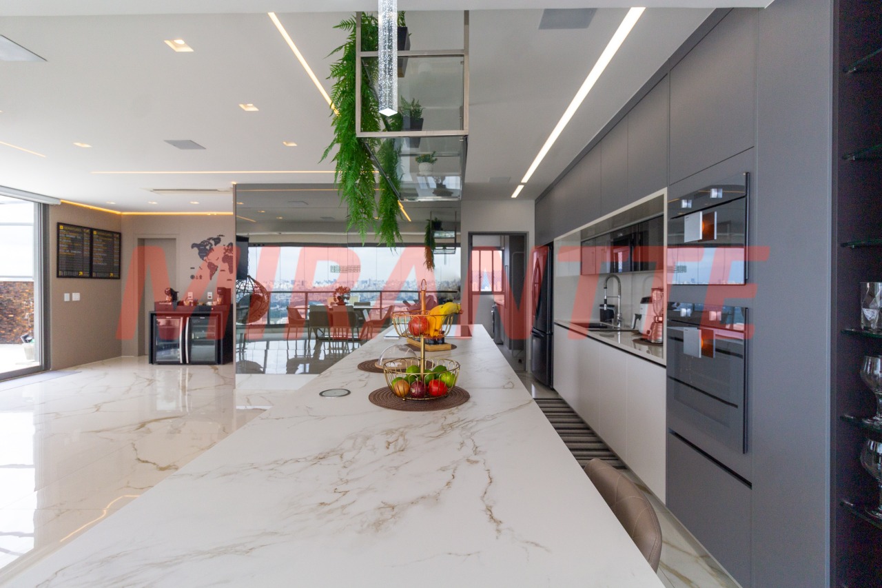 Cobertura de 270m² com 3 quartos em Santana