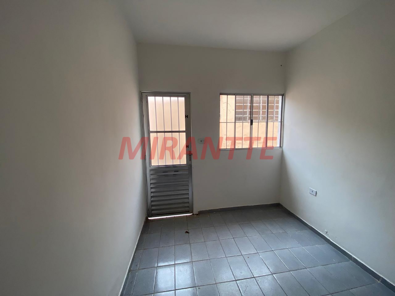 Casa terrea de 154m² com 3 quartos em Vila Serralheiro