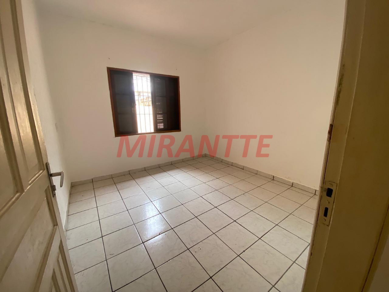 Casa terrea de 154m² com 3 quartos em Vila Serralheiro