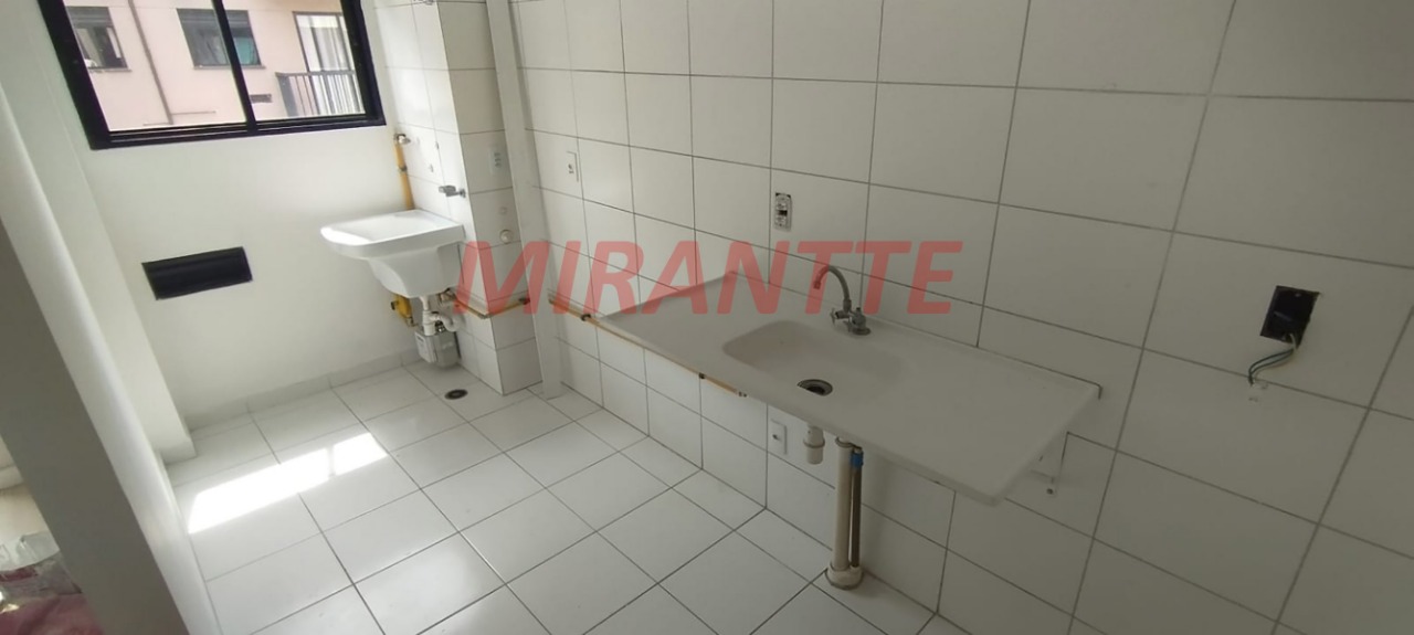 Apartamento de 42m² com 2 quartos em Horto Florestal