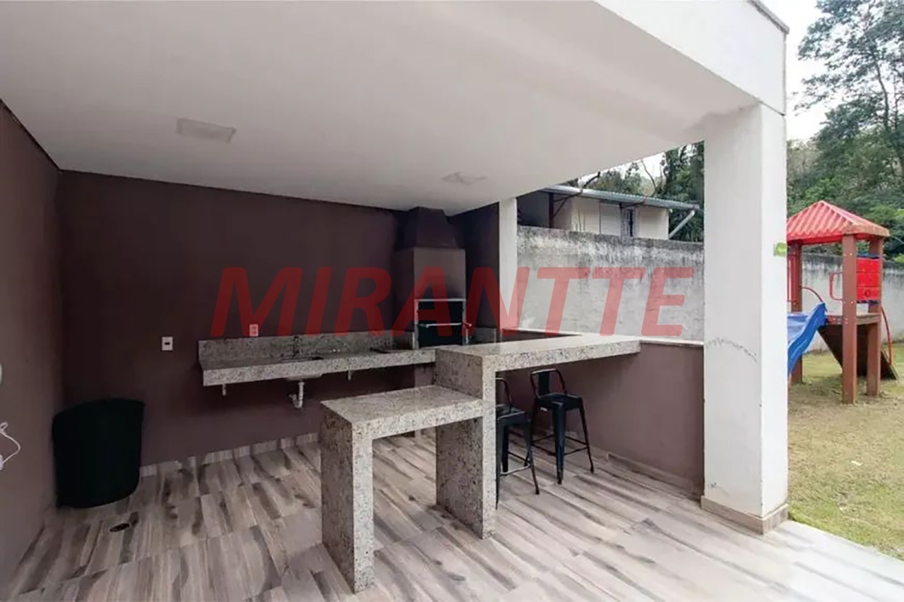 Apartamento de 42m² com 2 quartos em Horto Florestal