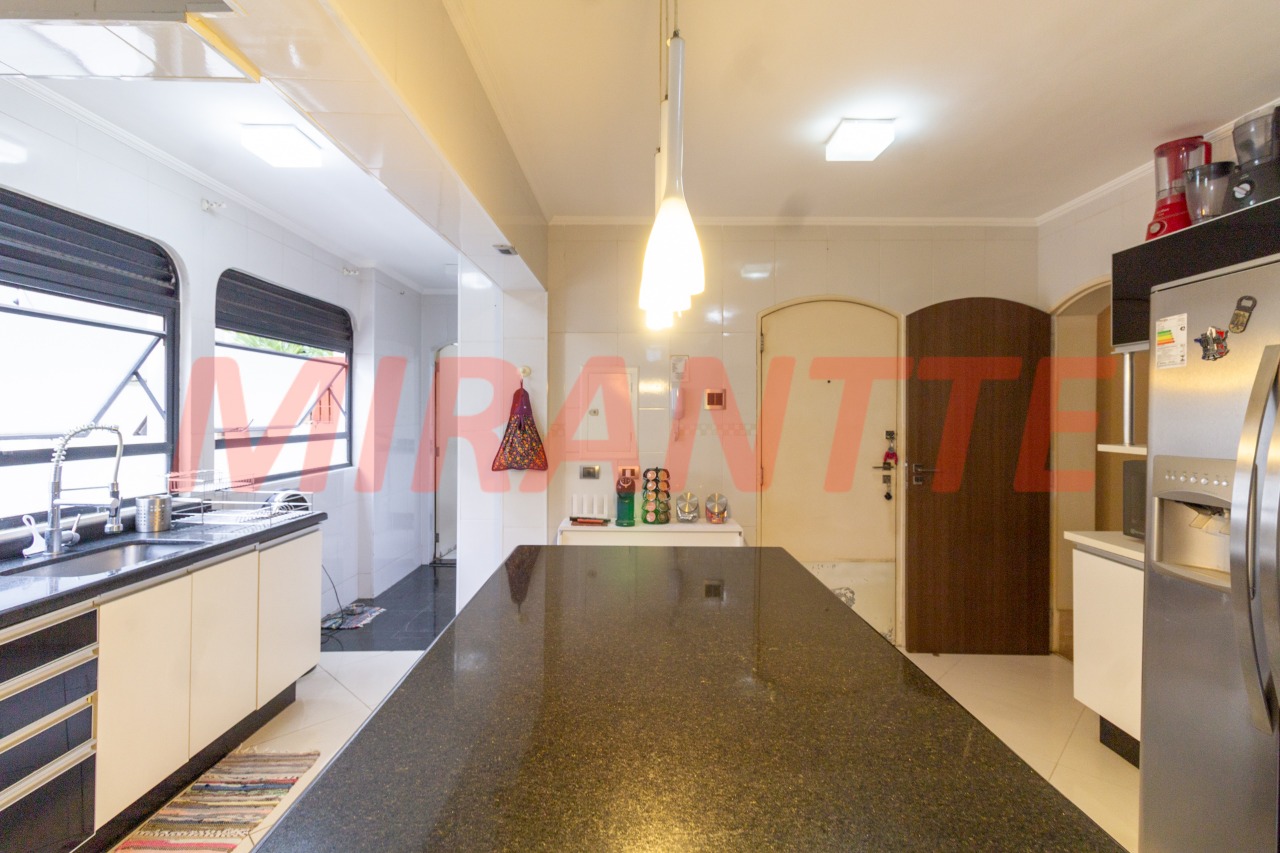 Apartamento de 200m² com 4 quartos em Santana
