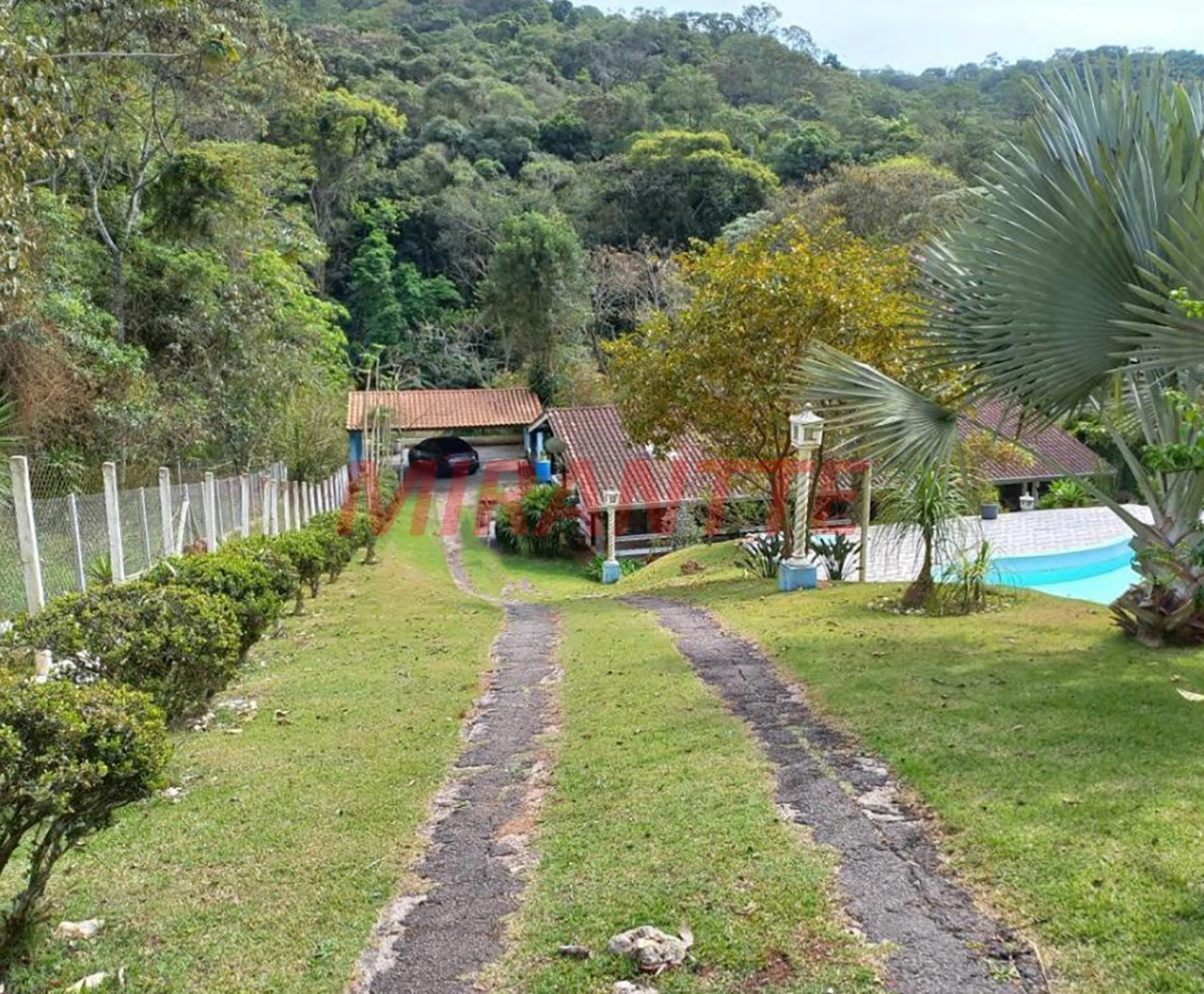 Cond. fechado de 277.37m² com 3 quartos em Serra da Cantareira