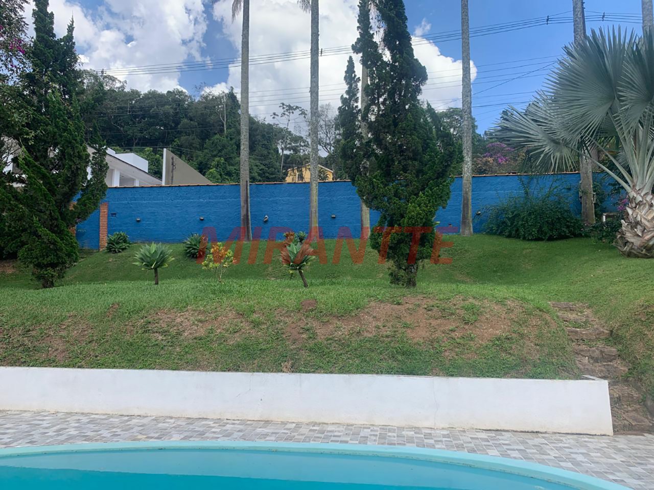 Cond. fechado de 277.37m² com 3 quartos em Serra da Cantareira
